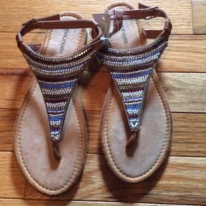 NWT Maurice's women's thong sandals